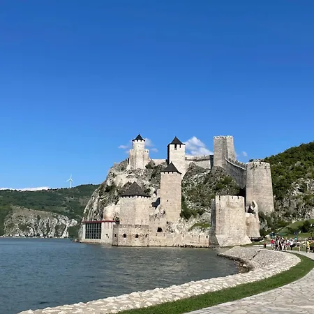 Relax Golubac